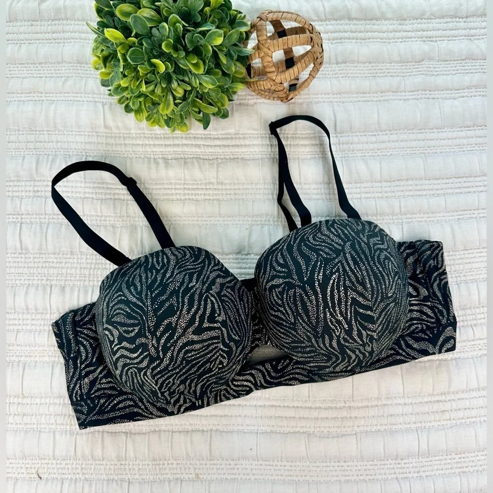 Cacique Comfort Bliss Multi-Way Strapless Bra in Animal Sand Dollar Size 44C